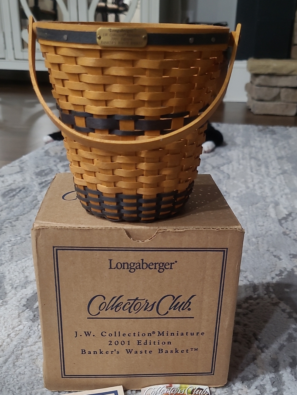 Longaberger 2001 Collectors Club Mini JW Miniature Bankers Waste Basket With Box